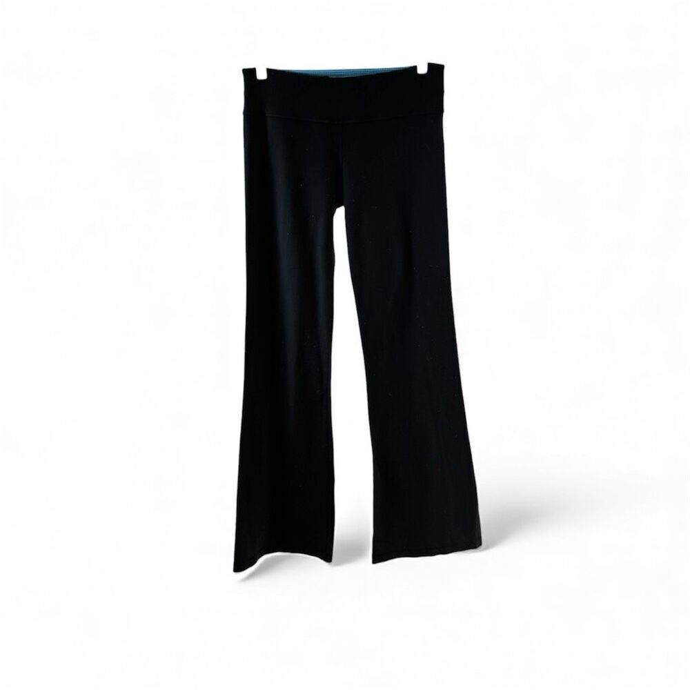 Lululemon Flare Reversible in Black Size 6